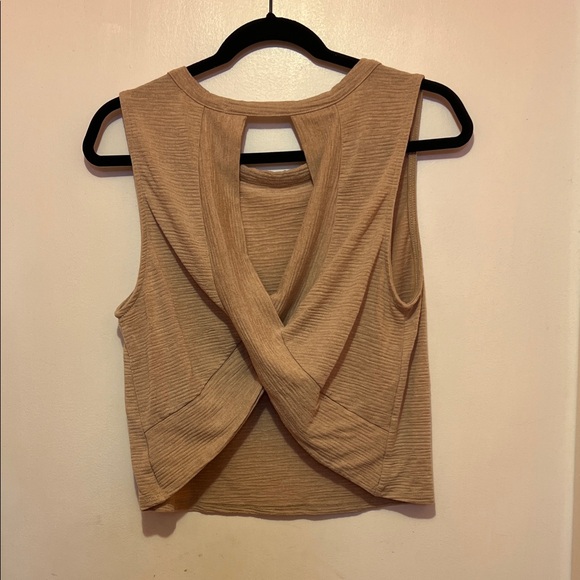 Heatherly Jerash Back Cross Detail Knit Top - Picture 4 of 6